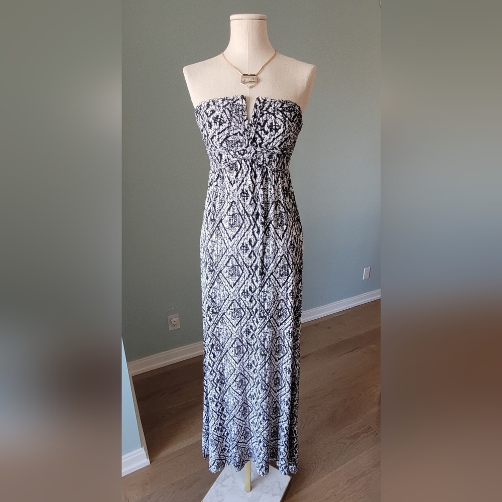 YDE Tube Maxi Dress